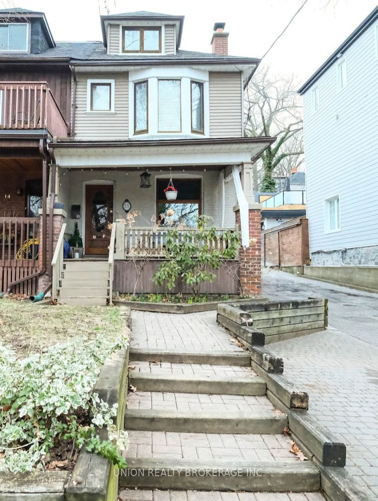 Semi-Detached House leased at 16 Cedar Avenue, Toronto, The Beaches, M4E 1K2 - MLS: E8157540