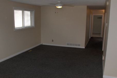 M/F - 88 Gregory Rd, Ajax, L1S3B4 | Image 3