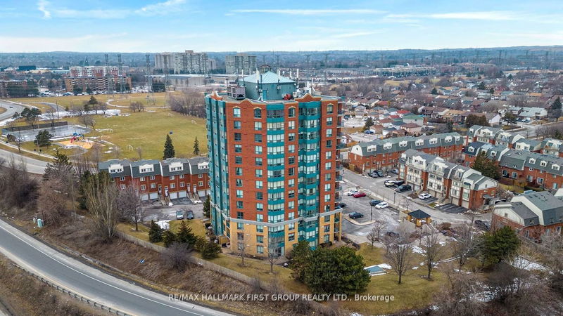 home for lease on Ph04-1625 Pickering Pkwy