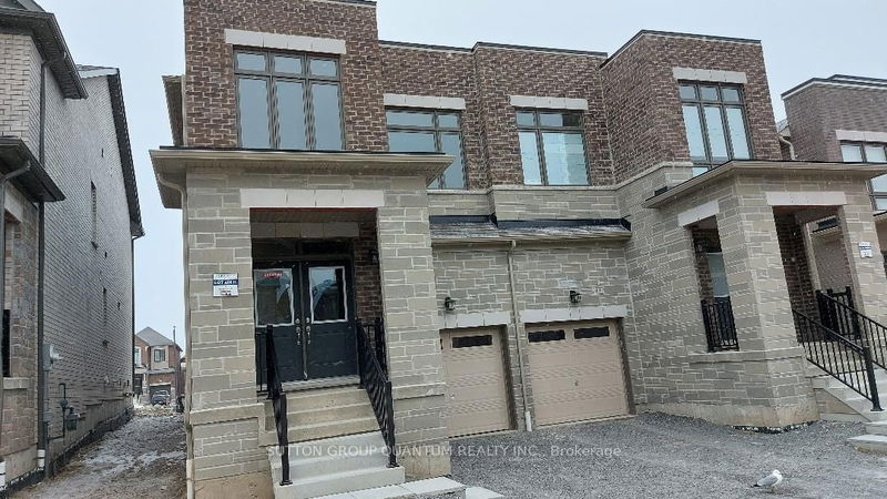 home for lease on 12 Armilia Place