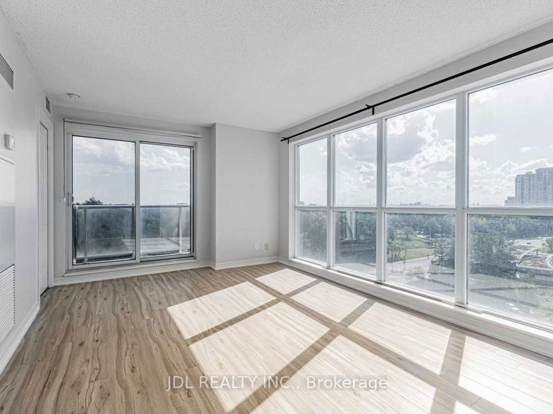 home for lease on 902-50 Town Centre Court