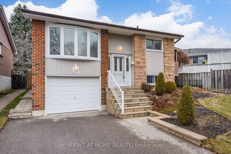 home for sale on 414 Paddington Crescent N