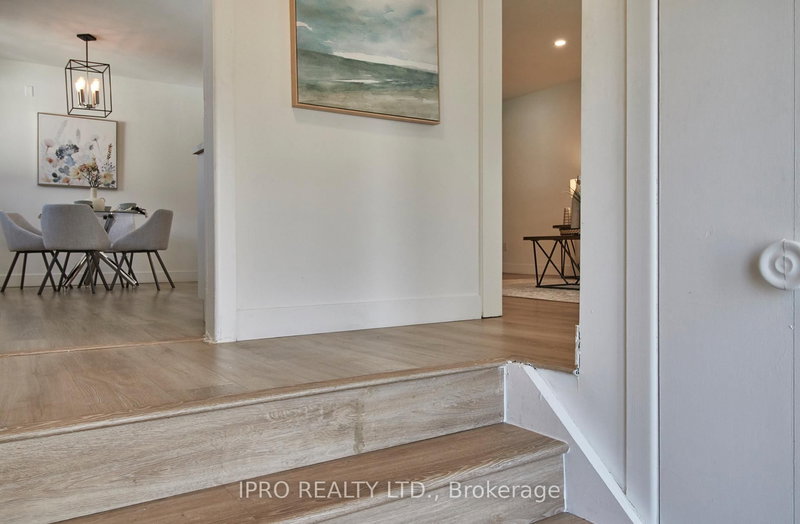 427 Adelaide Ave W, Oshawa, L1J 2R9 | Image 3