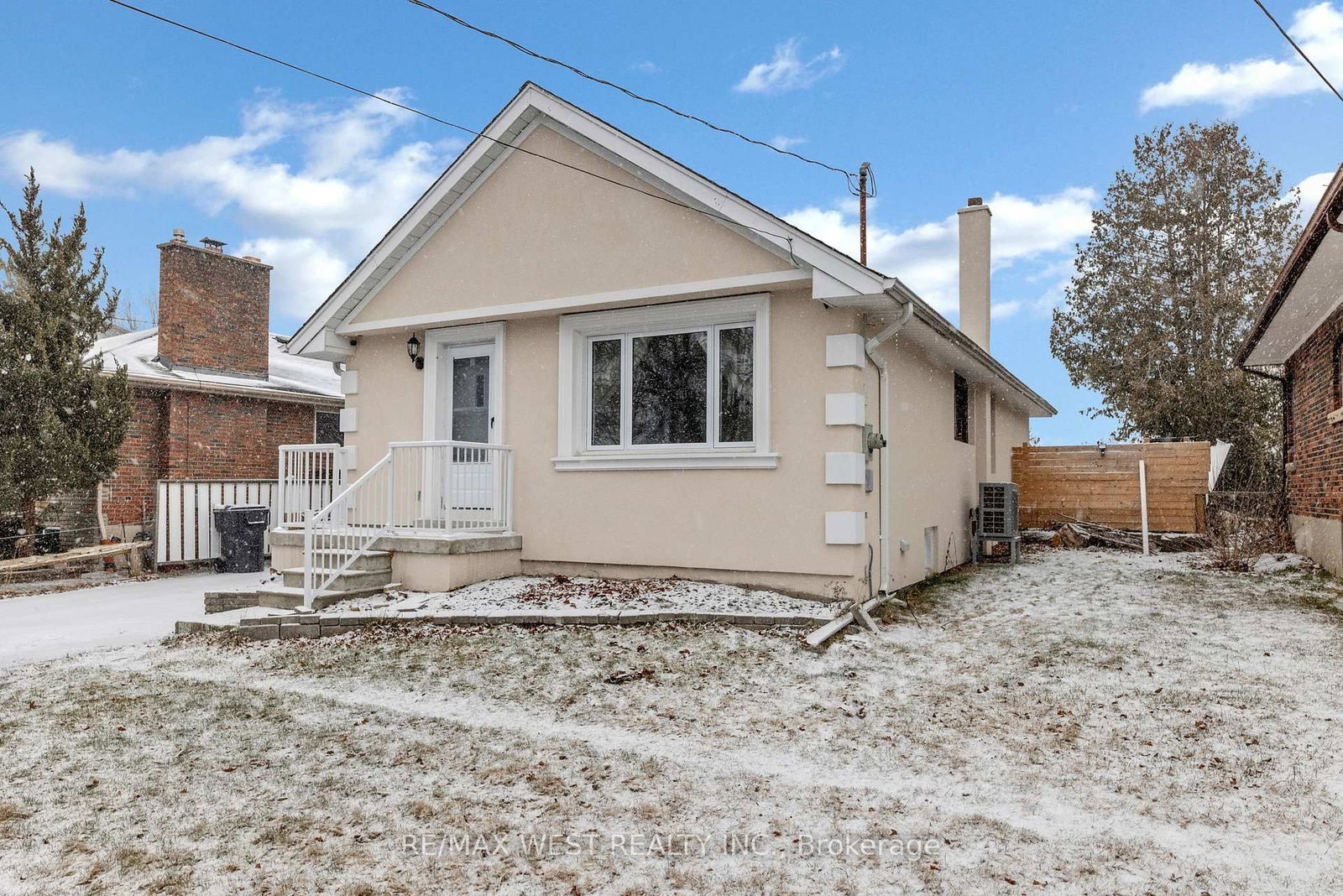 Listing Image 3