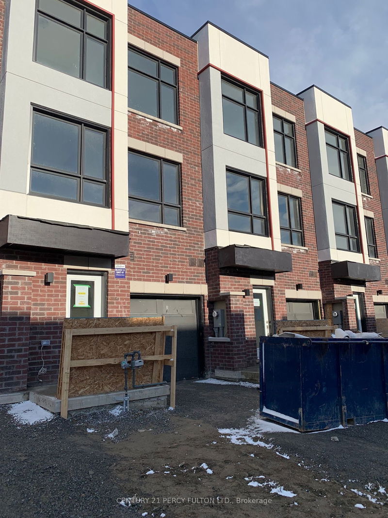 home for lease on 17 Bateson Street