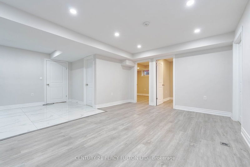 home for lease on Lower-17 Crellin Street