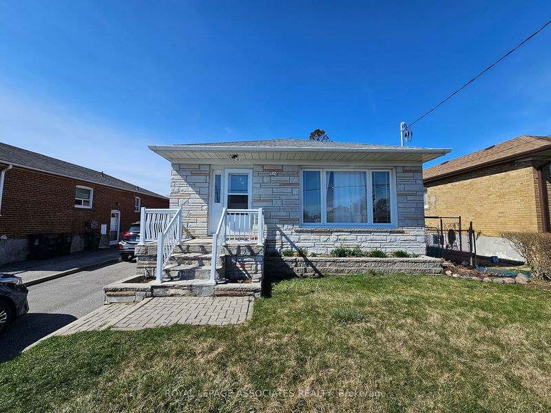 home for lease on Main-1124 Warden Avenue
