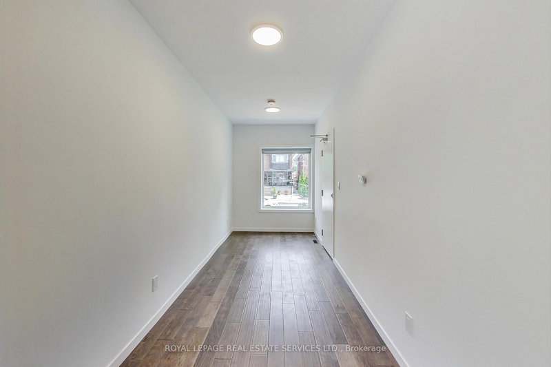Main - 846 Carlaw Ave, Toronto, M4K 3L2 | Image 2