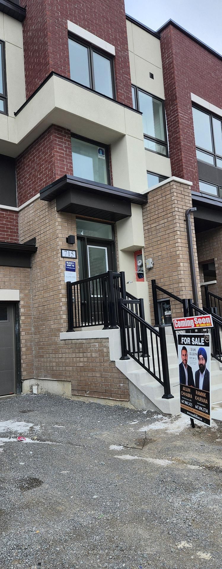 715 Heathrow Path, Oshawa, L1K 3G4 | Image 2