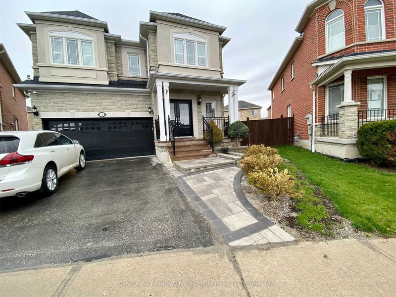 home for lease on 14 Sivyer Crescent