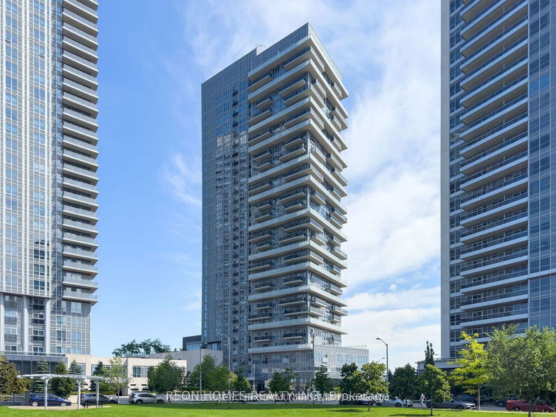 home for lease on 1103-225 Village Green Square