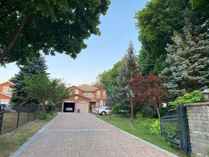 home for lease on 85 Hill Crescent