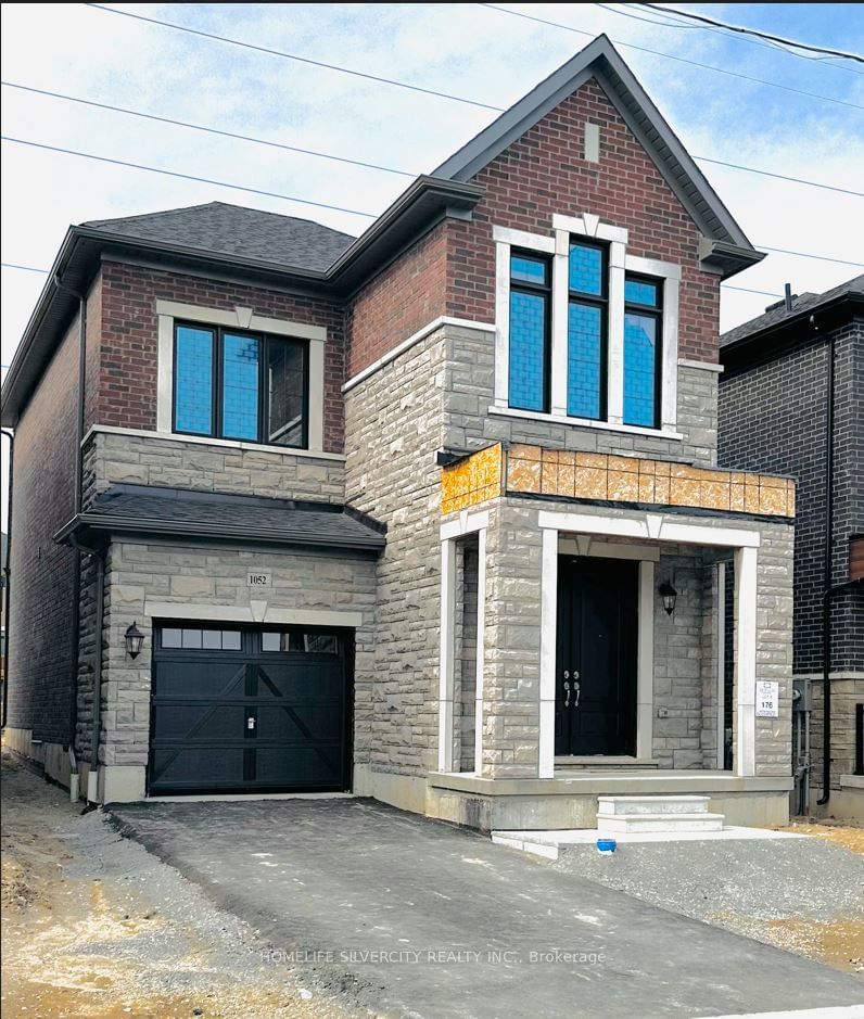 home for lease on 1052 Skyridge Boulevard