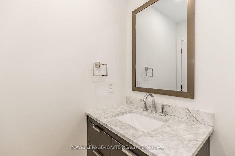 781 Oliva St, Pickering, L1W 2V9 | Image 3