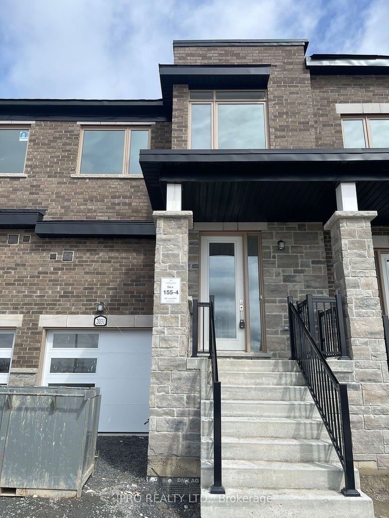 home for lease on 2031 Lowry Drive