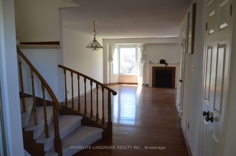 home for lease on 113 Wintermute Boulevard