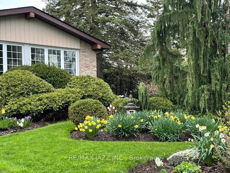 home for sale on 9 Cresser Avenue