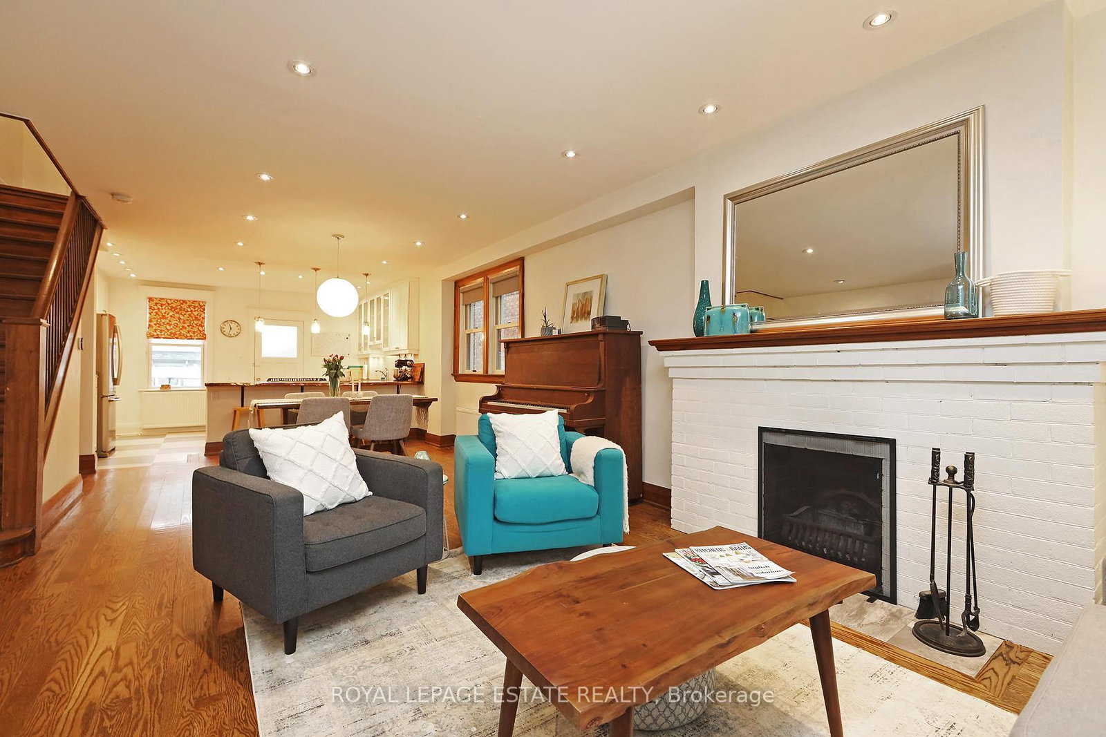 Listing Image 7