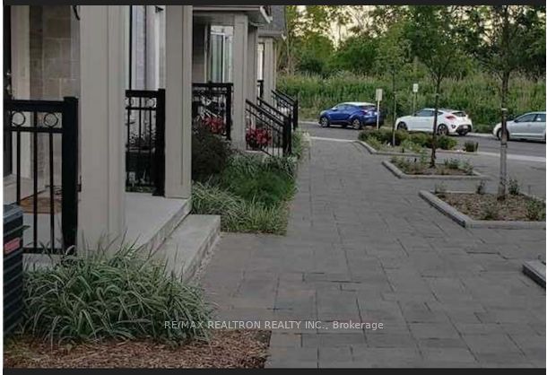 4 - 1060 St. Hilda's Way