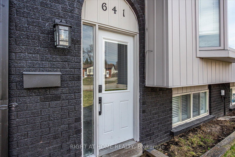 641 Deauville Crt, Oshawa, L1K 1R1 | Image 3