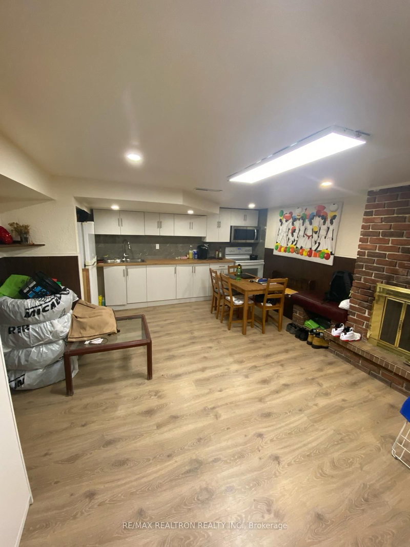Bsmt - 34 Shoreland Cres, Toronto, M1G 1M5 | Image 2