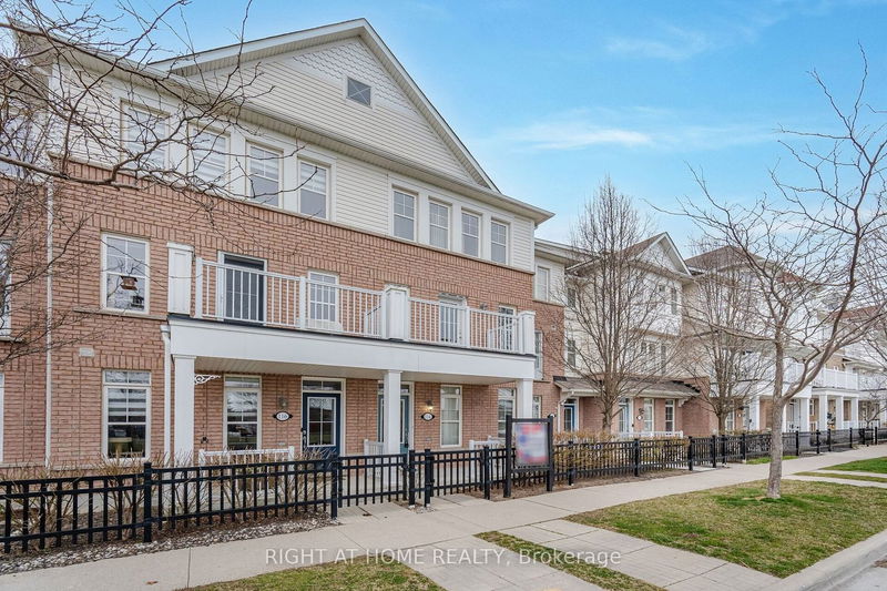 home for sale on 114 Harbourside Drive
