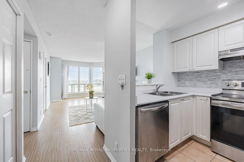 1609 - 11 Lee centre Dr, Toronto, M1H 3J5 | Image 3