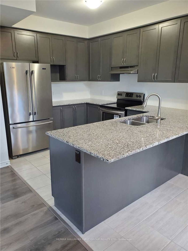 home for lease on 20-25 Heron Park Place
