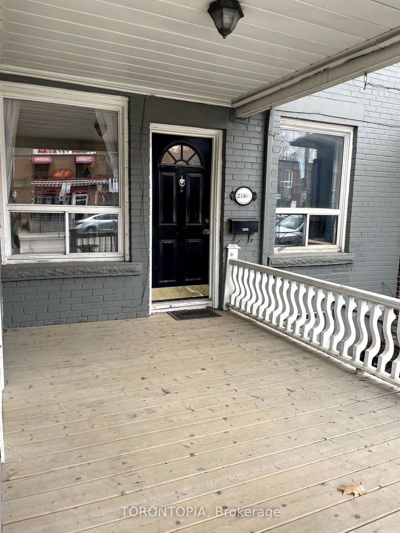 home for lease on Main-2346.5 Queen Street E