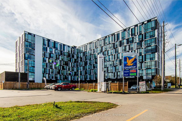 440 - 1900 Simcoe Street N