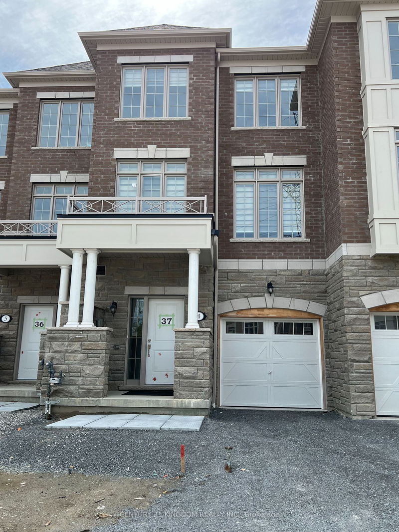 home for lease on 4 Coote Court