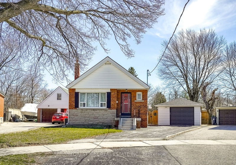 home for sale on 5 Fairbourne Crescent
