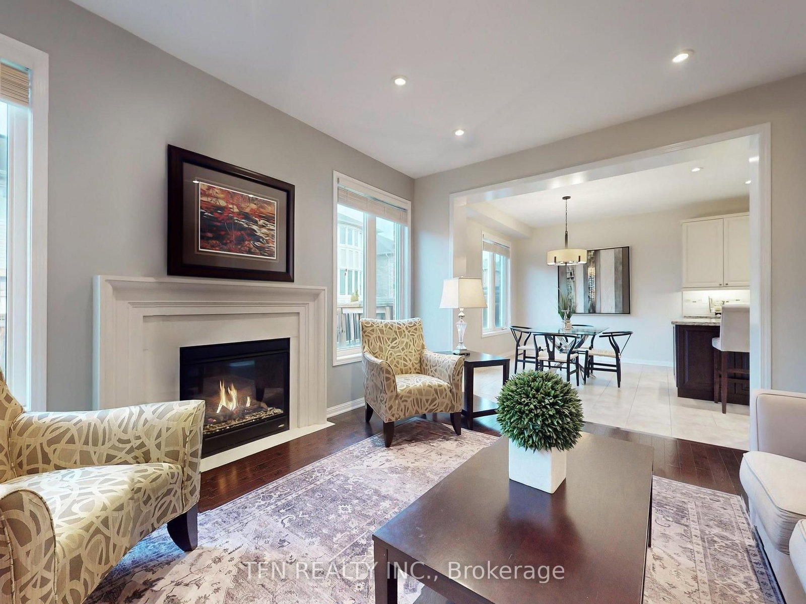 Listing Image 7