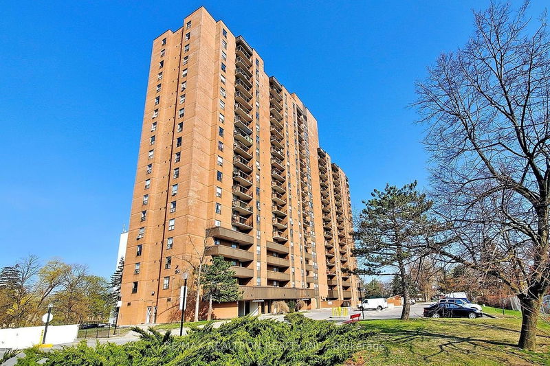 home for sale on 707-90 Ling Road