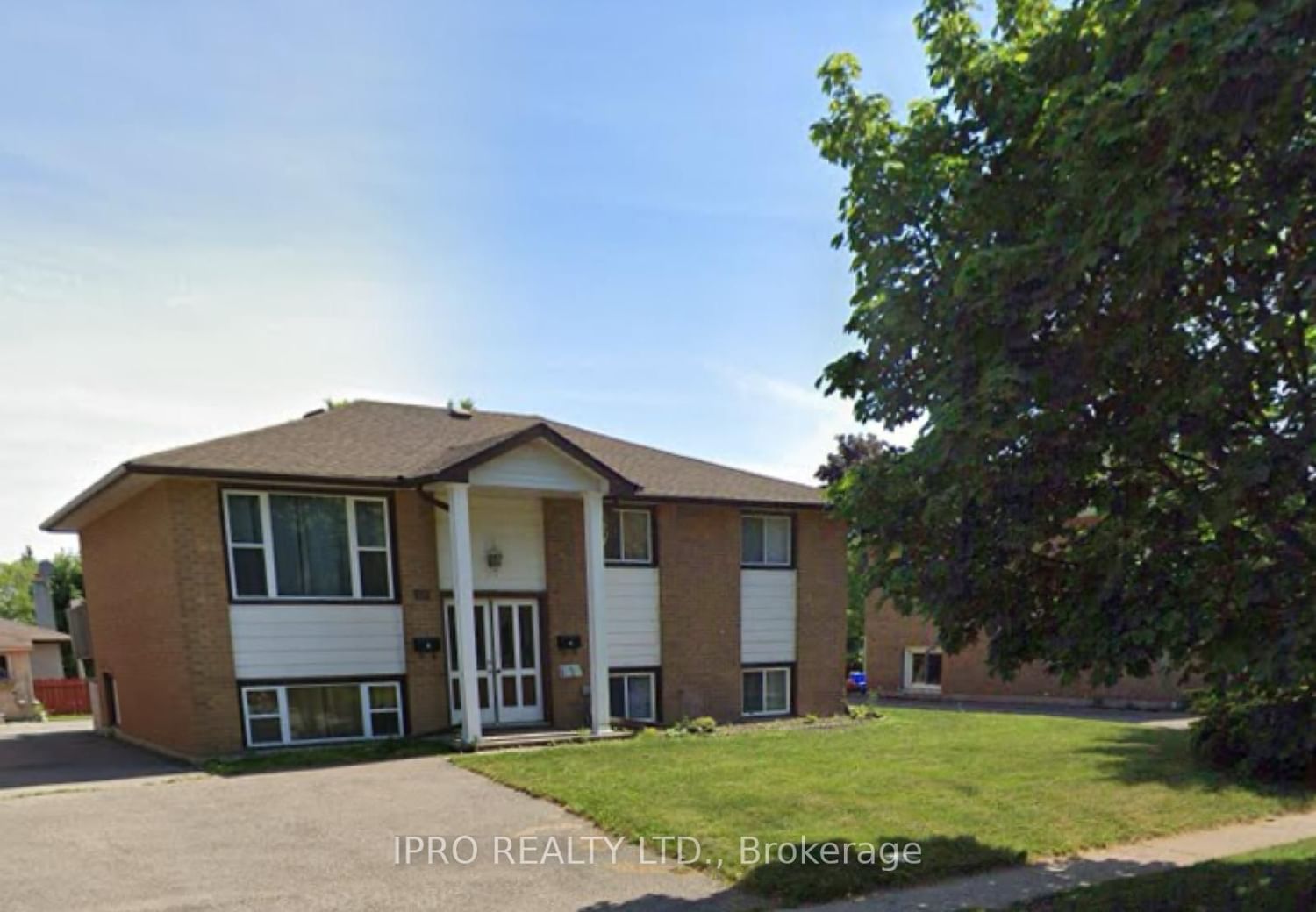 Semi-Detached House leased at 1-295 Dwight Avenue, Oshawa, Lakeview, L1J 1K8 - MLS: E8250054