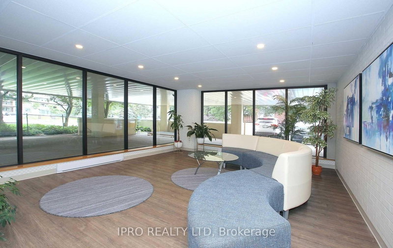 203 - 40 Chichester Pl, Toronto, M1T 3R6 | Image 2