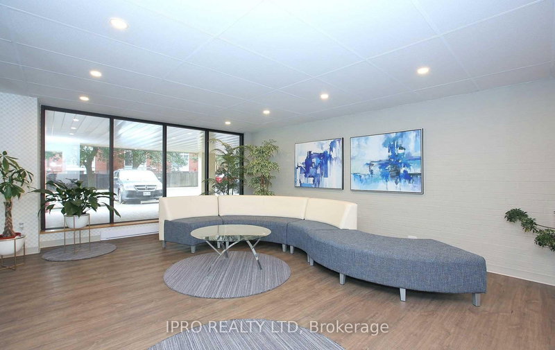 203 - 40 Chichester Pl, Toronto, M1T 3R6 | Image 3