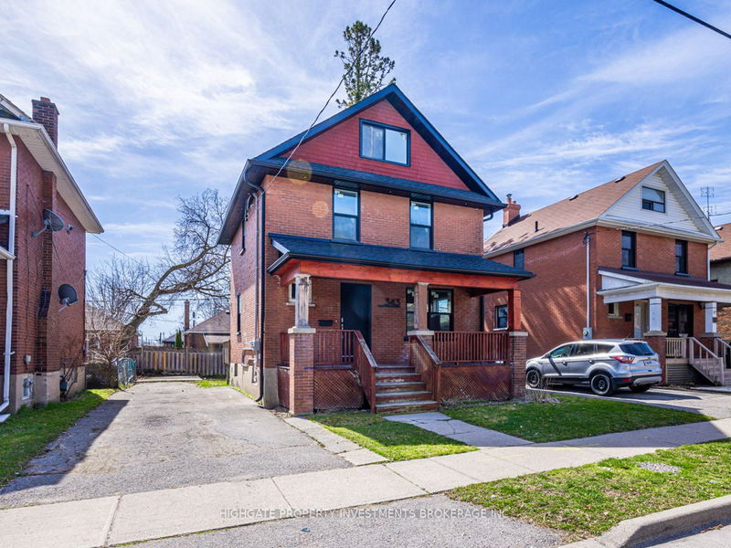 home for lease on Upper-343 Arthur Street