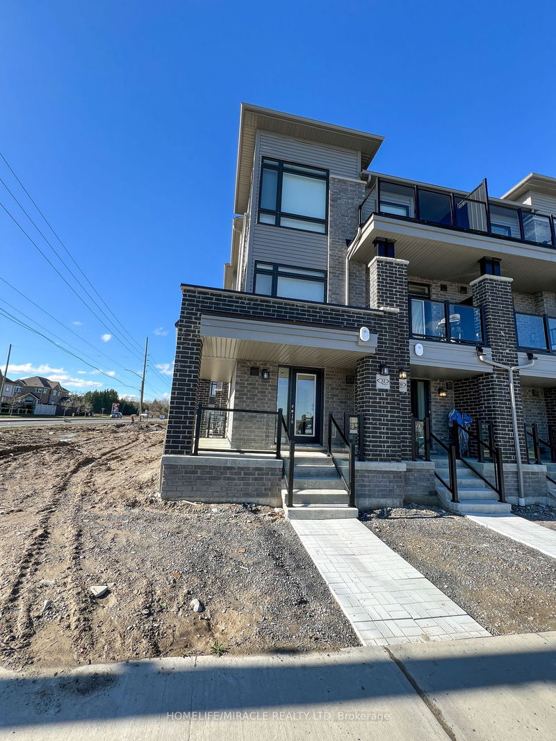 home for sale on 32 Esquire Way