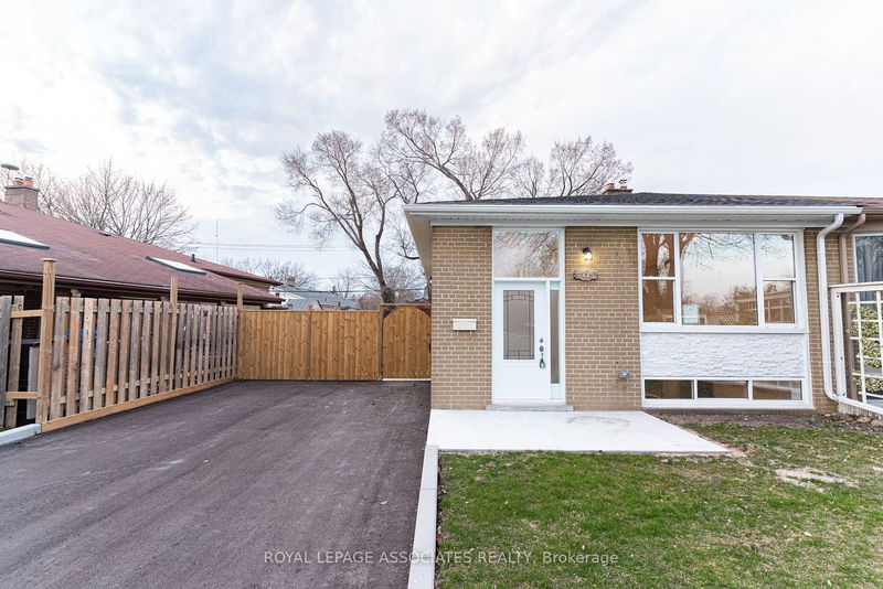 home for sale on 61 Tulloch Drive