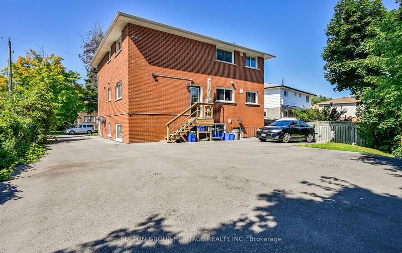 333 Surrey Dr  Oshawa, L1G 6H2 | Image 7