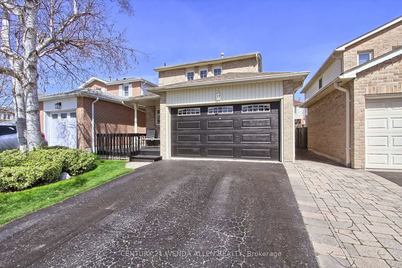 44 Bashford Rd, Ajax, L1S 3Z7 | Image 2