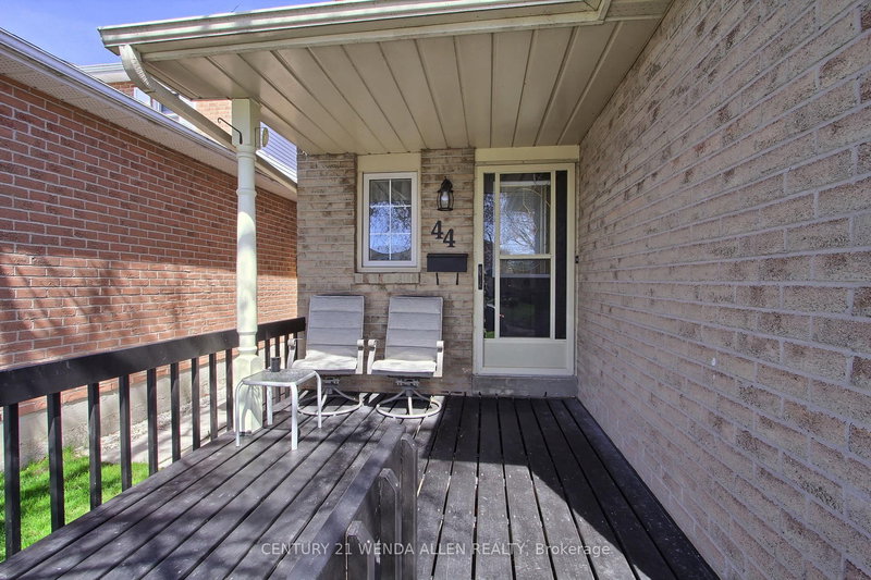 44 Bashford Rd, Ajax, L1S 3Z7 | Image 3