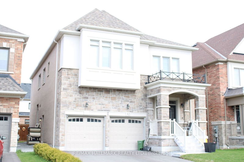 home for lease on 32 Huggins Drive