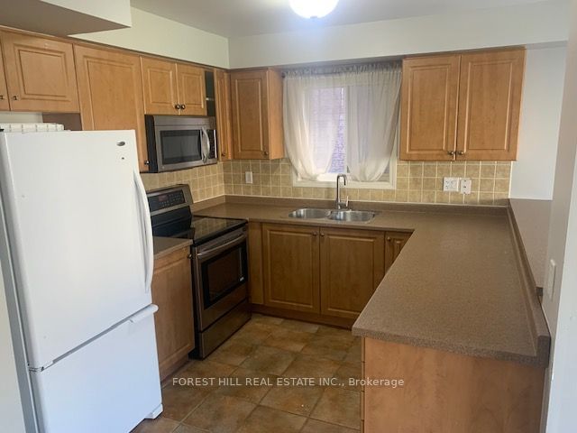 home for lease on 746 Sunbird Trail N