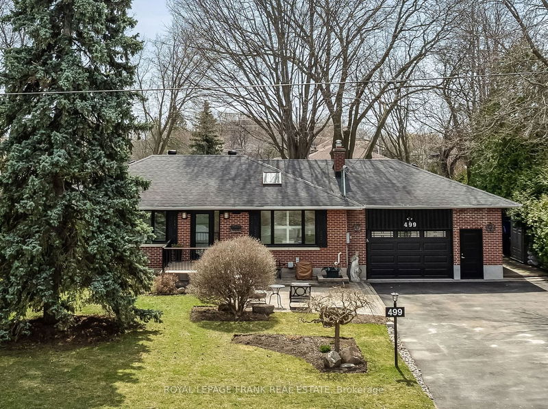 home for sale on 499 Maine Street