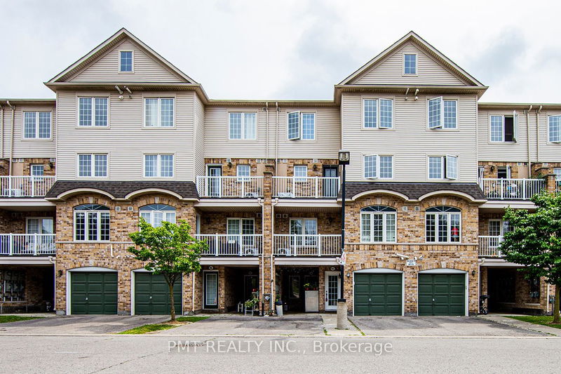 home for lease on 93-42 Pinery Trail
