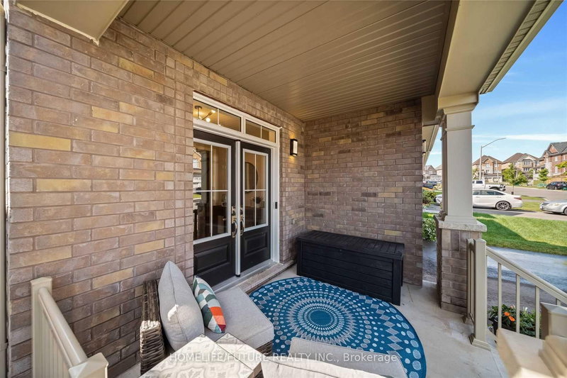 238 Lyle Dr, Clarington, L1C 0V6 | Image 2