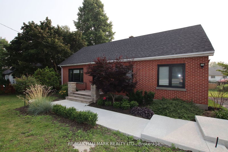 home for lease on 990 Harmony Road N