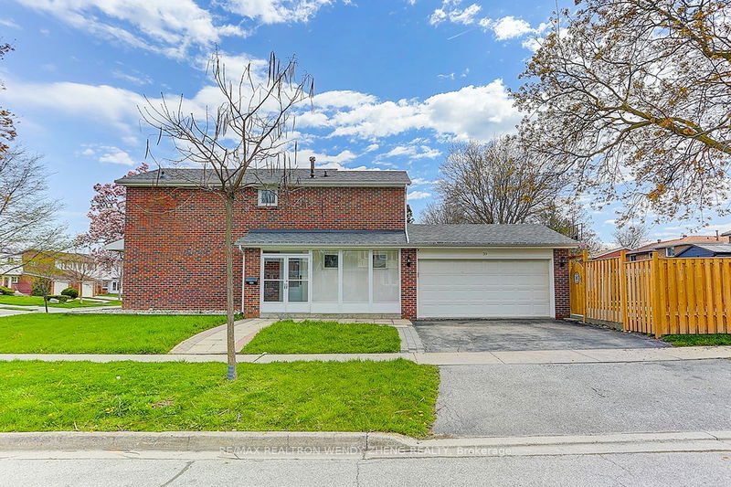 home for sale on 39 Longford Crescent